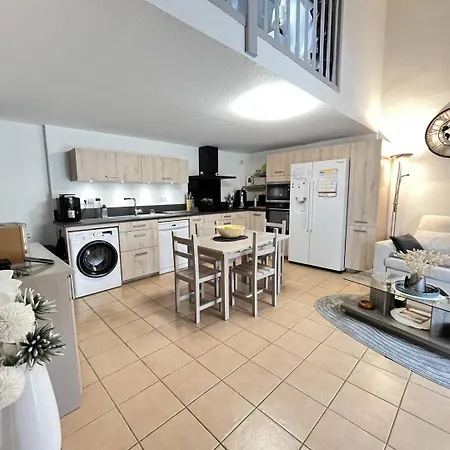 Villa Belle Maison Climatisee, Wifi, 7 Personnes, Piscine Commune, 10 Mn De La Lrcs96 Portiragnes