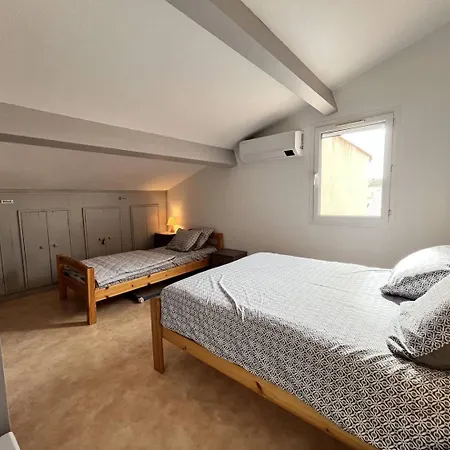 Villa Belle Maison Climatisee, Wifi, 7 Personnes, Piscine Commune, 10 Mn De La Lrcs96 *