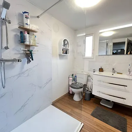 Villa Belle Maison Climatisee, Wifi, 7 Personnes, Piscine Commune, 10 Mn De La Lrcs96 *